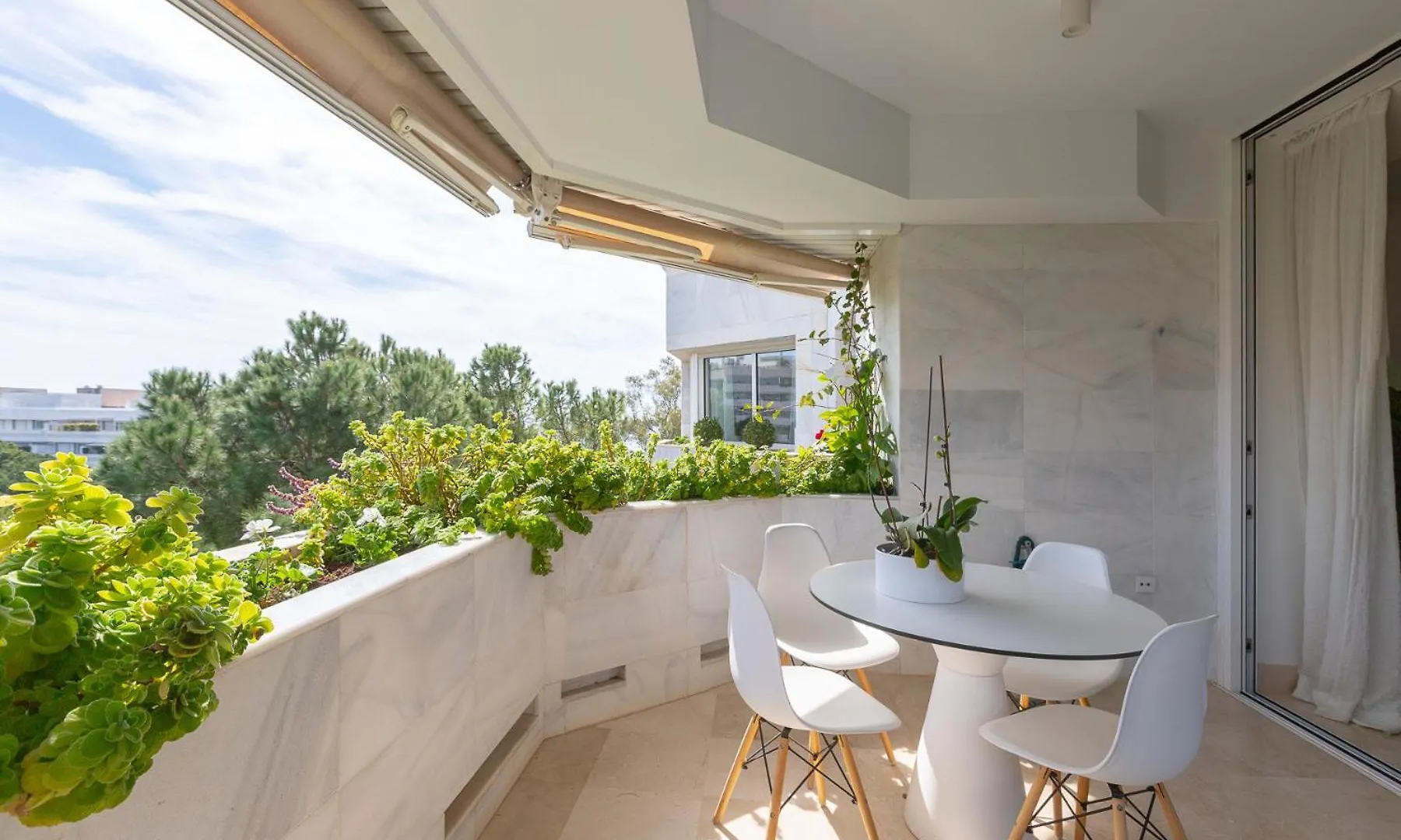 Lujoso Apartamento Con Piscina En Paseo Maritimo Marbella Apartment